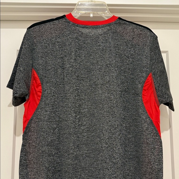 NWT [Old Varsity Brand] Wisconsin Badgers NCAA Performance Football Tee Men’s M - Picture 7 of 8